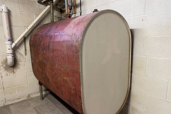 image of a home heating oil tank