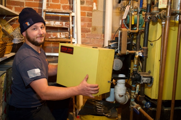 Taylor Energy Energy Kinetics System 2000 service