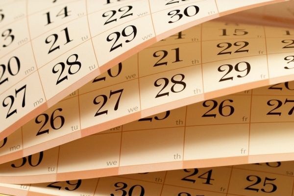image of a calendar with flipped pages depicting oil boiler lifespan