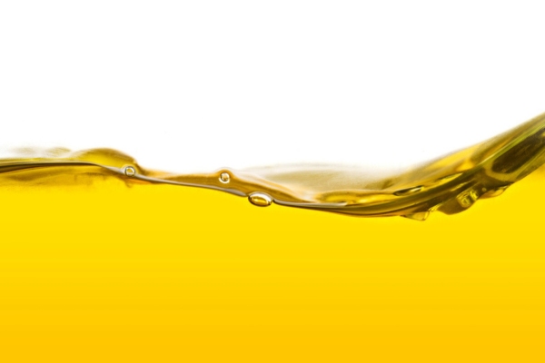 gold liquid depicting heating oil